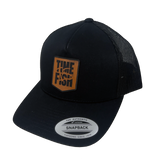 Time is fish - FLEXFIT 5-panel Trucker