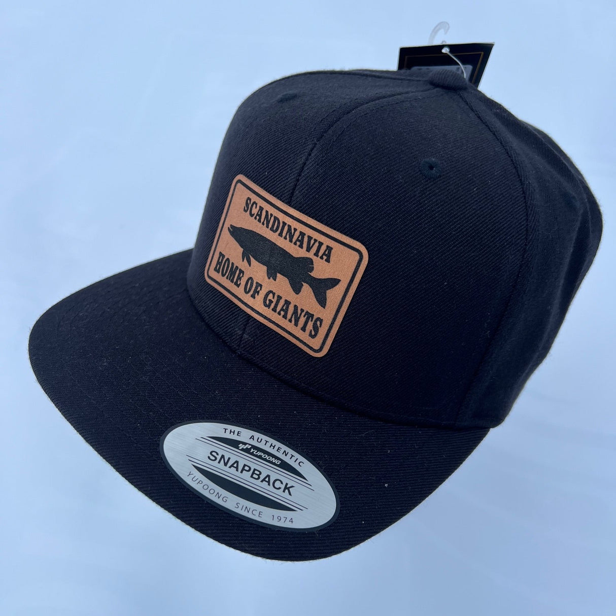 Home of Giants - Flexfit flat cap snapback